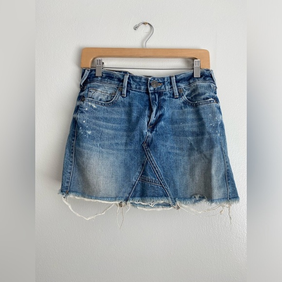 TRUE RELIGION Jean Mini Distressed Skirt Denim Y2K Streetwear Medium Wash USA 27 - Picture 2 of 9
